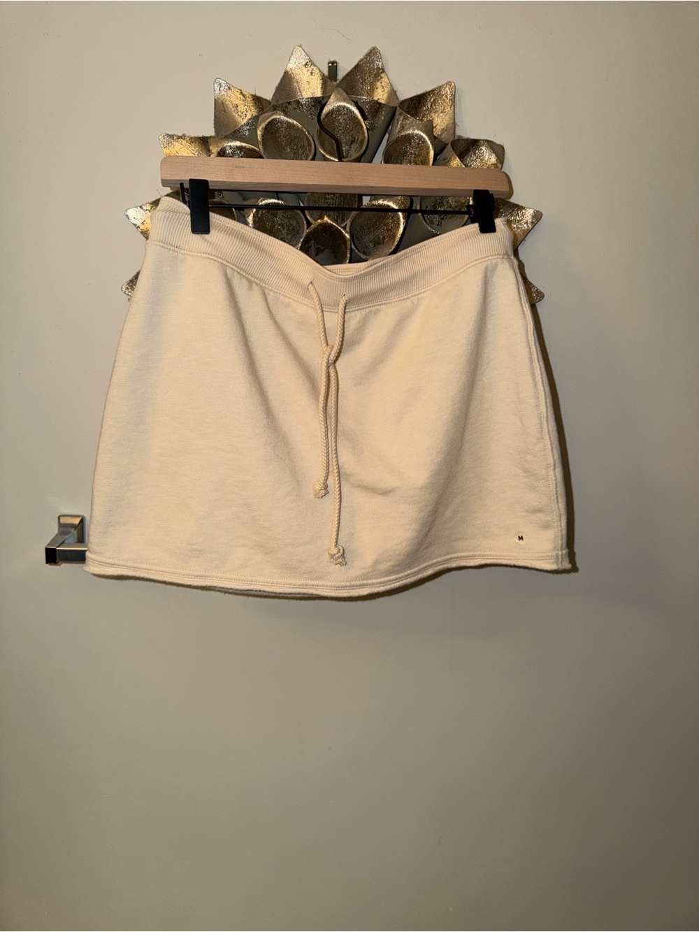 American Eagle Outfitters Beige Drawstring Skirt NWT. Size M.